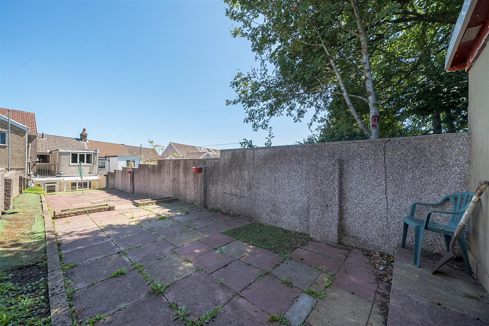 Llangyfelach Road, Treboeth, Swansea, SA5 9EL